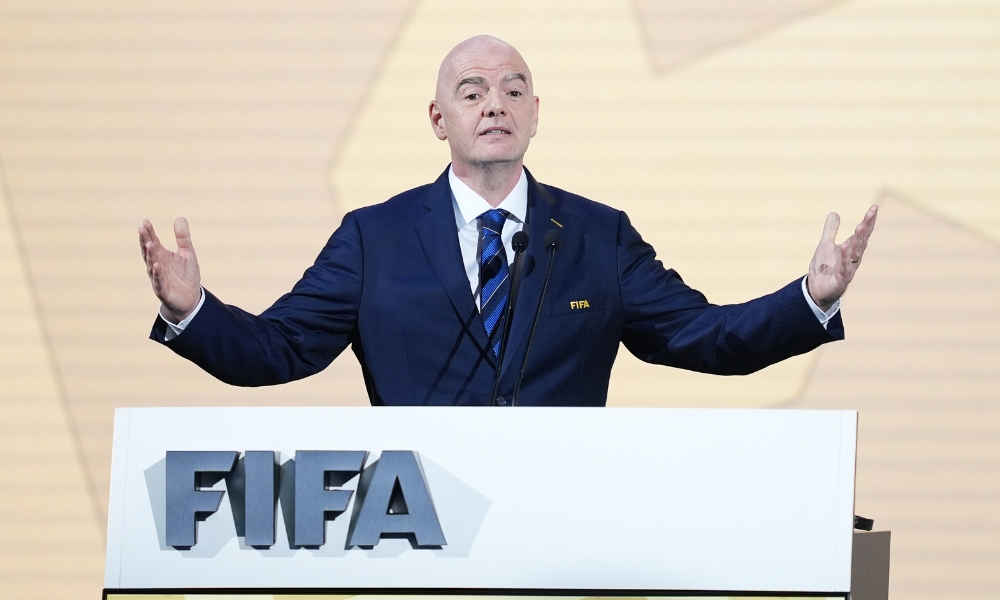 这使得他们 这使得他们